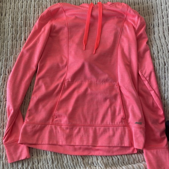 Avia Sweatshirt - Picture 2 of 3